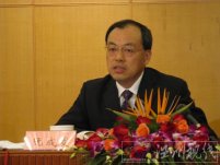 武漢市委書記阮成發(fā)大搞武漢建設(shè)市民送外號“滿城