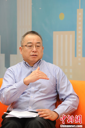 濫用化妝品的危害 會導致肺癌發(fā)病率增高