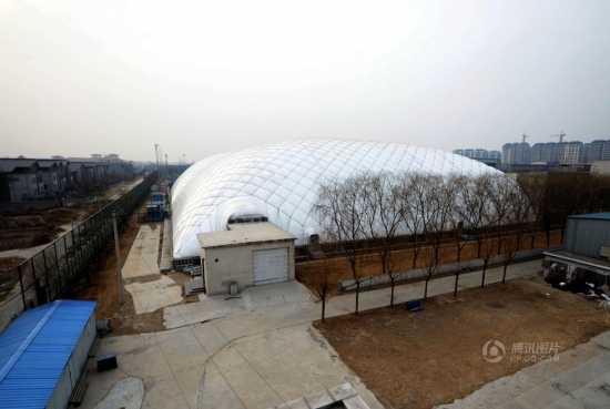 學(xué)校建防霾帳篷館