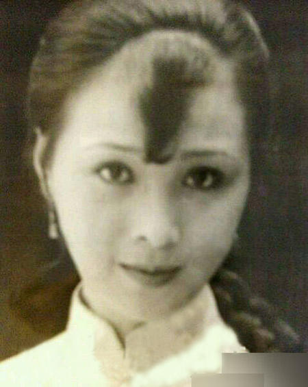 劉亦菲一家都是美女