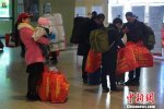 農(nóng)民工乘專列回家 農(nóng)民工專列還是免費的