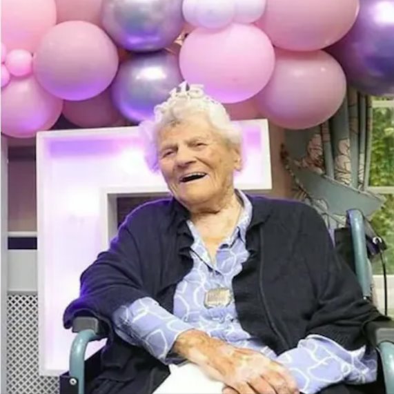 卡特勒姆慶祝了她的115歲生日，并收到了查理三世國王的賀信。